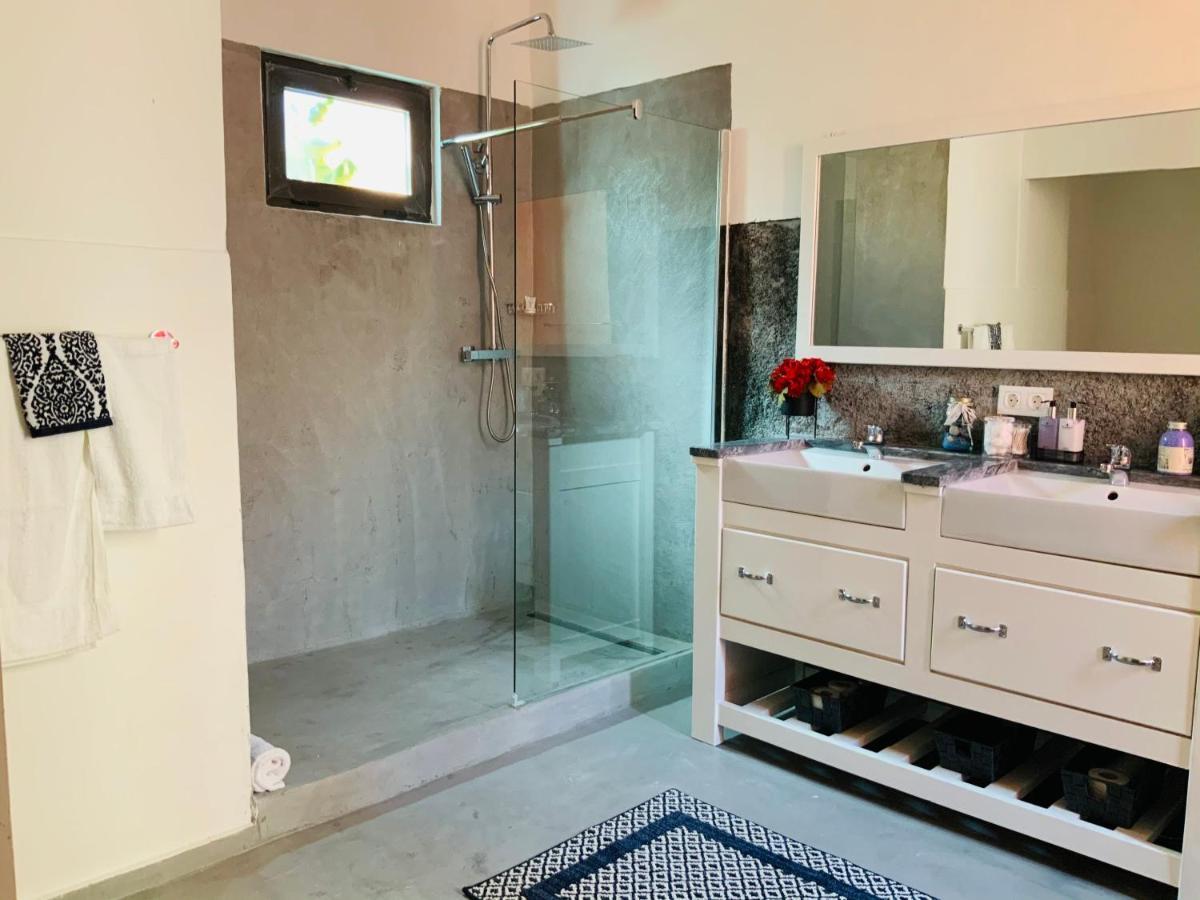City Center Luxurious Suite Praia Extérieur photo